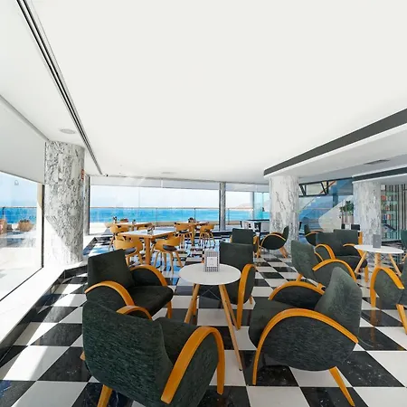 Hotel Bull Reina Isabel & 4*