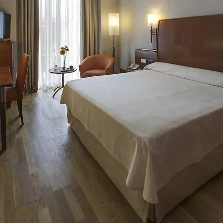 Hotel Bull Reina Isabel & 4*