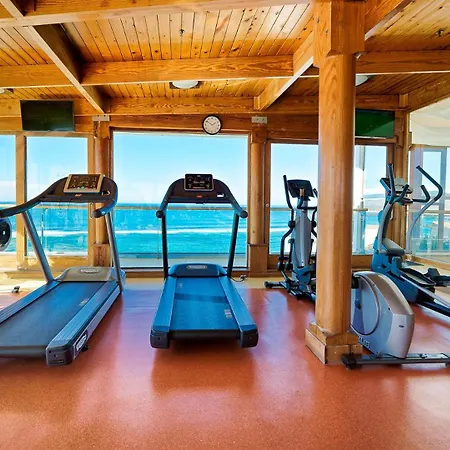 Bull Reina Isabel & Hotel