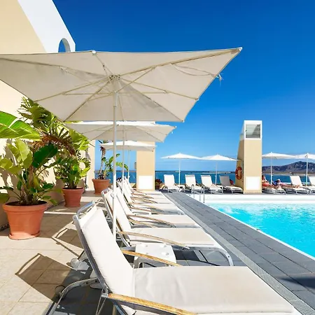 Bull Reina Isabel & 4*