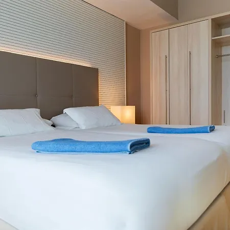 Hotel Bull Reina Isabel & 4*