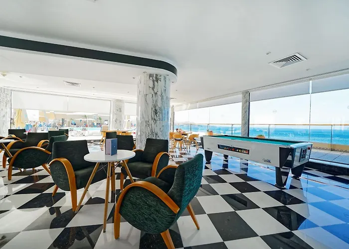 Bull Reina Isabel&spa Hotel