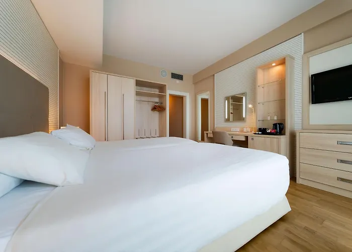 Bull Reina Isabel&spa Las Palmas / Gran Canaria